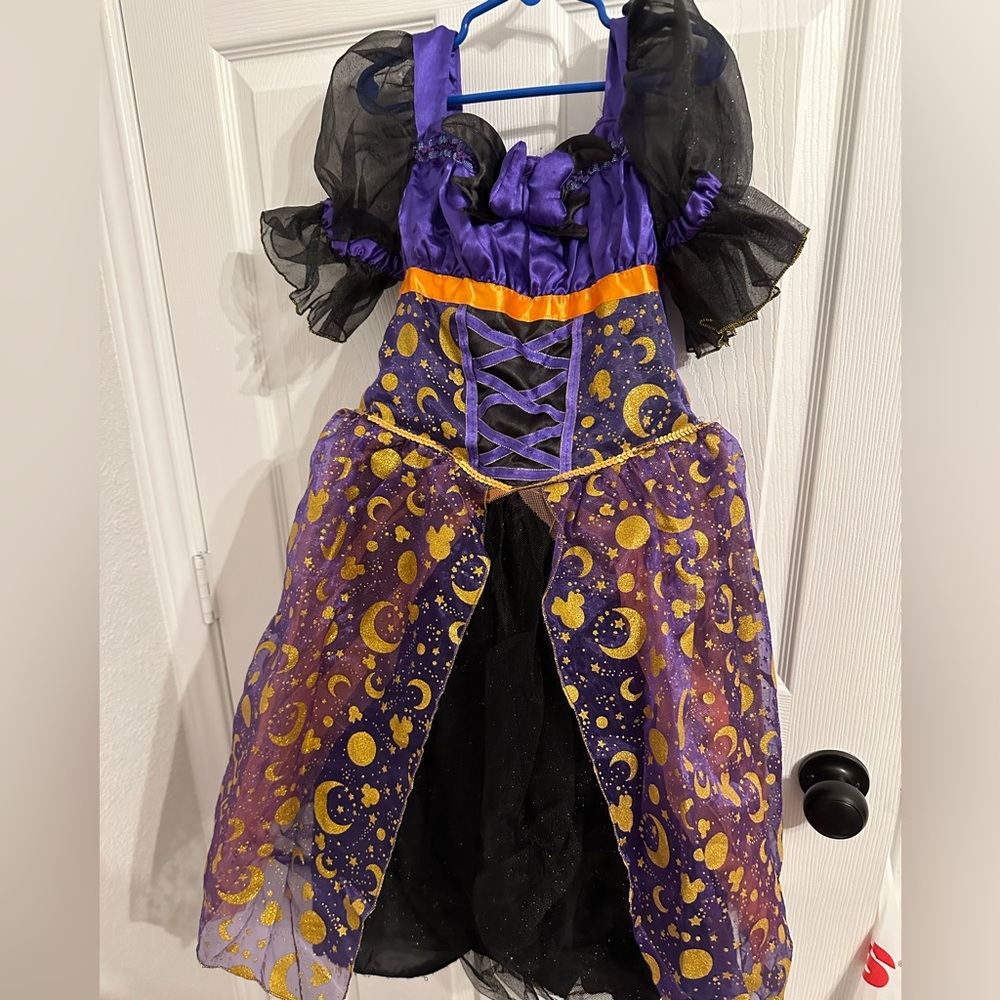 Minnie Witch Costume 7/8